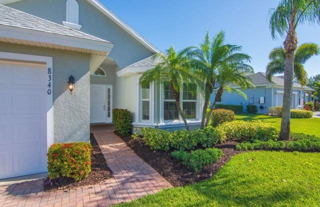 8340 Paladin Square photos photos