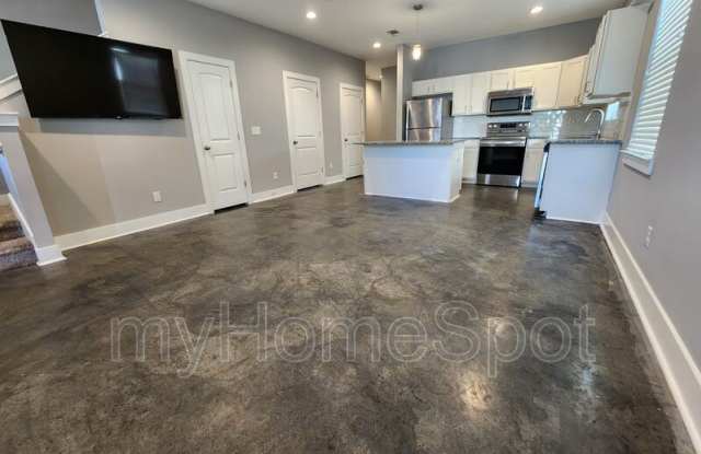 9822 Utopia Dr Gallery 4