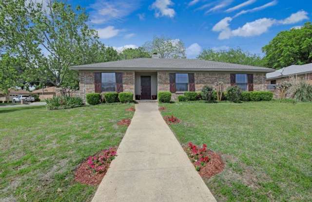 1020 Calloway Drive - 1020 Calloway Drive, Hurst, TX 76053