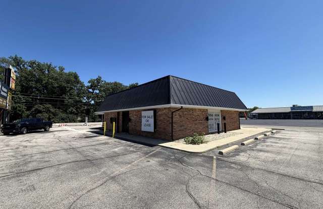 4801 N Wheeling Avenue Gallery 2