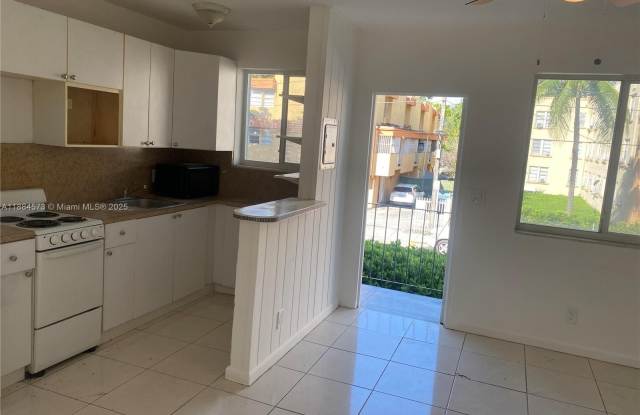 479 SW 3rd St photos photos