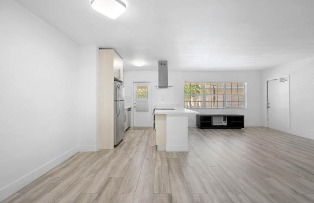 6565 Santona Street Gallery 3