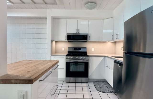 2 Bedroom, 1 Bath Eichler -Townhouse, Santa Clara Gallery 3