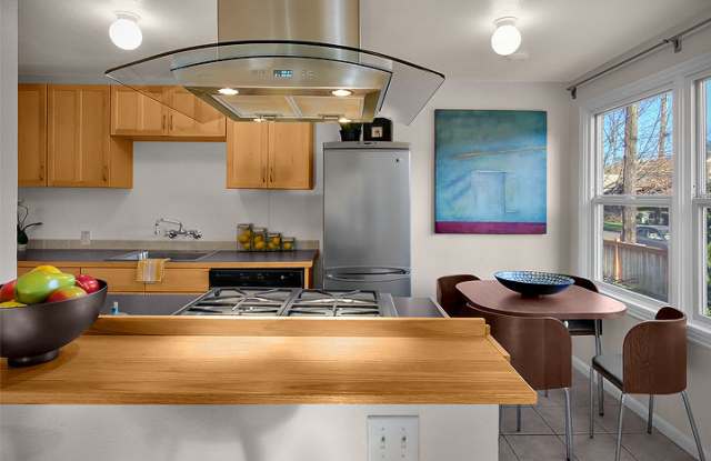 115 29th Avenue East photos photos