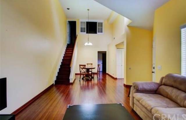 16520 Stonehaven Court Gallery 4