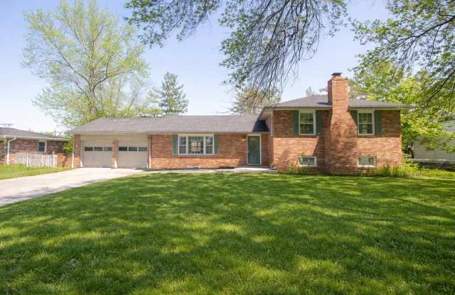 Spacious Central Columbia Home photos photos