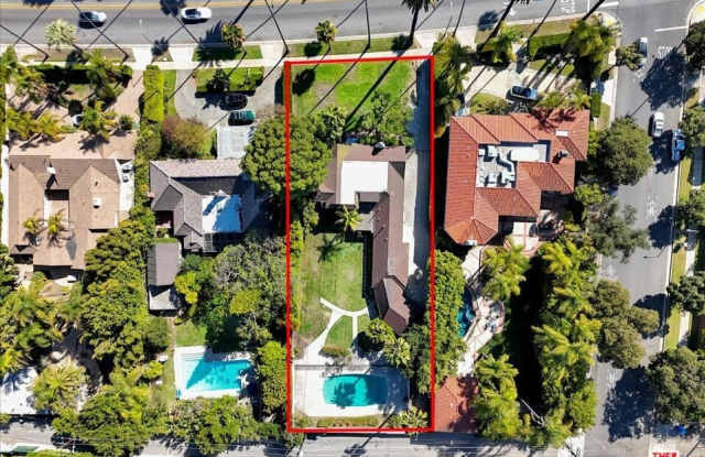 626 N Canon Dr photos photos