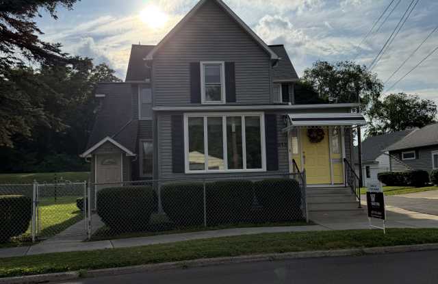 213 Conhocton Street - 213 Conhocton Street, Corning, NY 14830