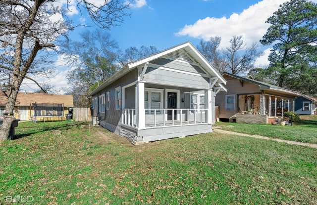 Check Out this 3 bed 2 bath photos photos