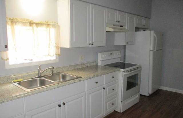 3 Bedroom 1 Bath Gallery 3
