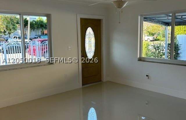 1745 SW 21st St photos photos