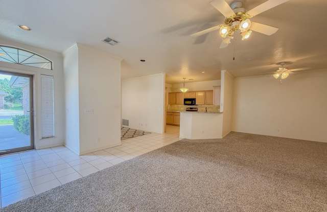 55+| Lawncare Included! Gated Garden Home in Vintage Gardens! Gallery 1