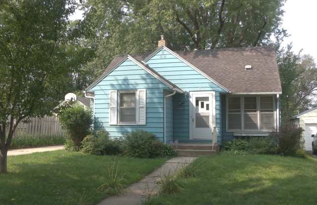 Engaging Cape Cod In An In-town Location! photos photos