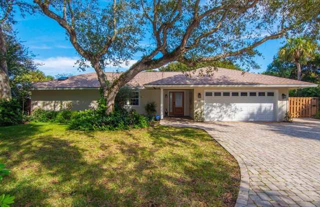 1526 Pelican Lane Gallery 2