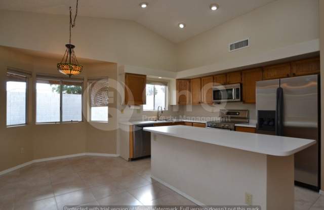 19401 North 36th Place Gallery 4