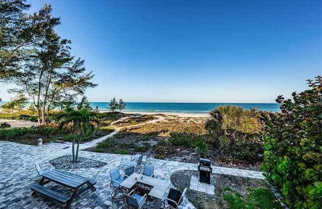 Beachfront Paradise in Indian Shores – Stunning Gulf & Intracoastal Views! 3bed|2bath Gallery 3