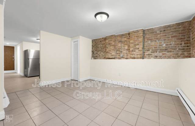 835 N Paulina St - G Gallery 3