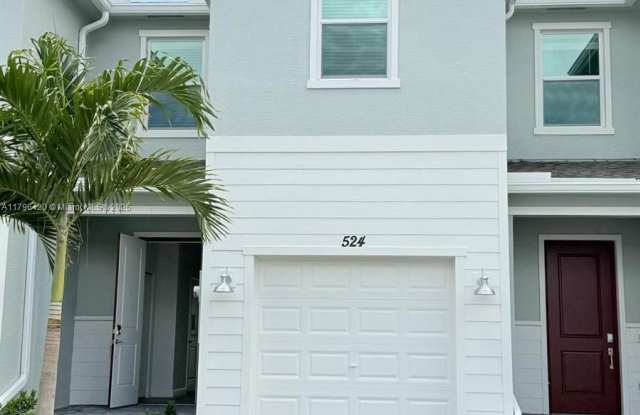 524 SE RIVERGRASS ST photos photos