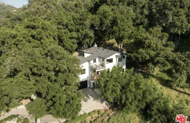 1149 Old Topanga Canyon Rd photos photos