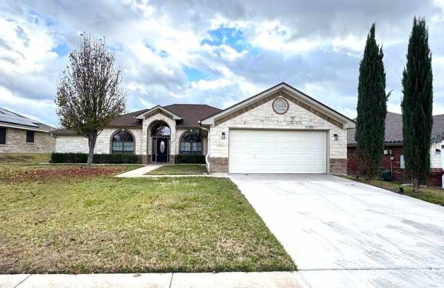 360 Virtual Tour Available - 5702 Graphite Drive, Killeen, TX 76542