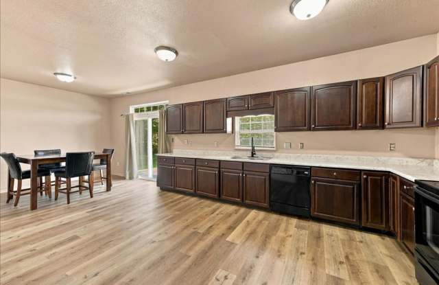 1816 Ernest Court  - $2295.00/mo. Gallery 4