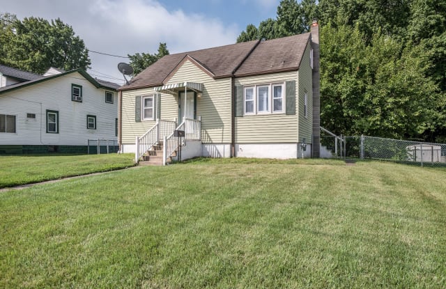 1009 Orchard Avenue photos photos