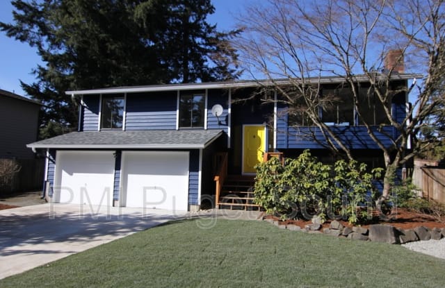 4606 SE 4th Pl - 4606 Southeast 4th Place, Renton, WA 98059