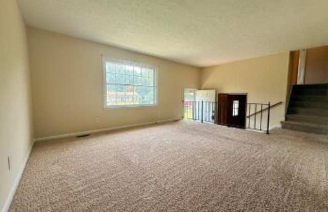 6518 Jamaica Court Gallery 3