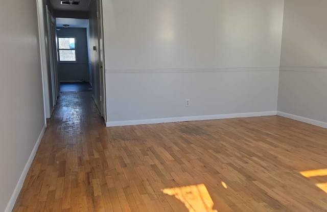 9706 Conried Drive Gallery 3