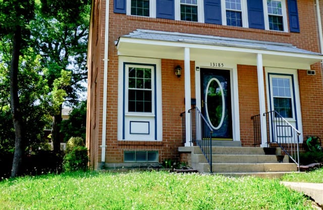 13185 Putnam Cir - 13185 Putnam Circle, Woodbridge, VA 22191