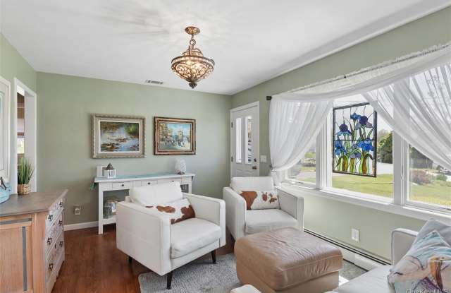 1600 Captain Kidd Drive Gallery 4