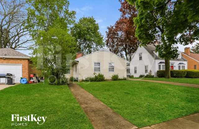 610 North Martin Avenue photos photos