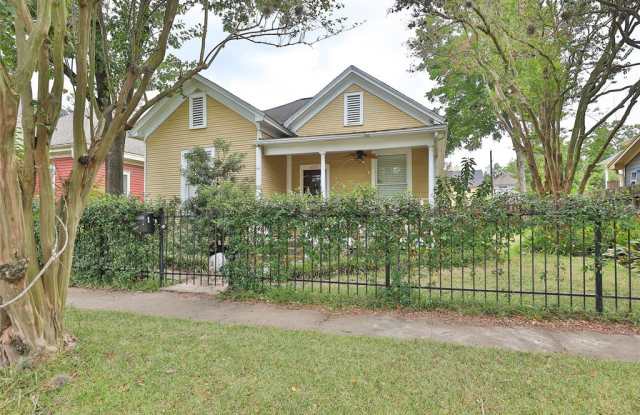 611 W 16th Street - 611 West 16th Street, Houston, TX 77008