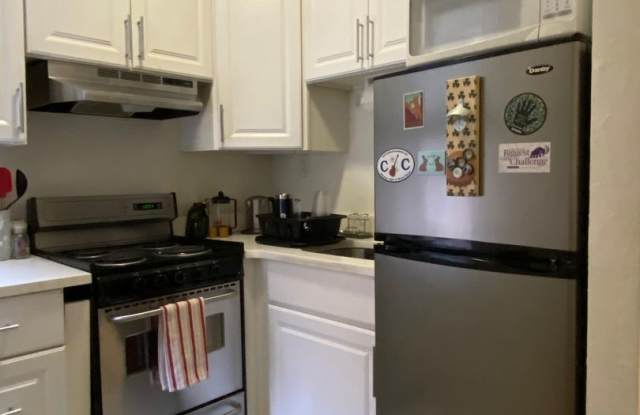 Nicely updated 2 bed 2 bath unit in the heart of Beacon Hill. photos photos