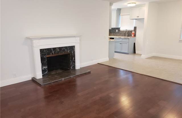 8662 Sharp Avenue Gallery 2