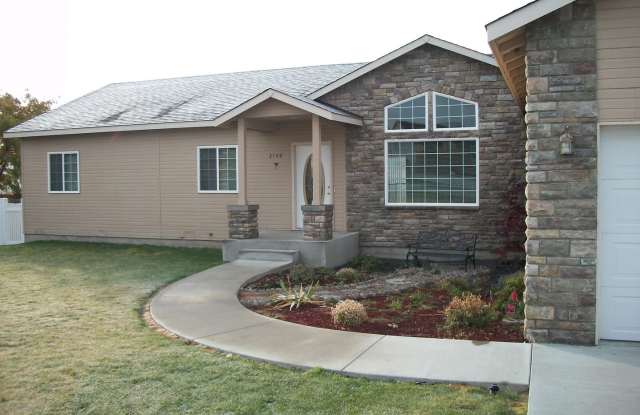 2150 Inglewood Drive - 2150 Inglewood Drive, Douglas County, WA 98802