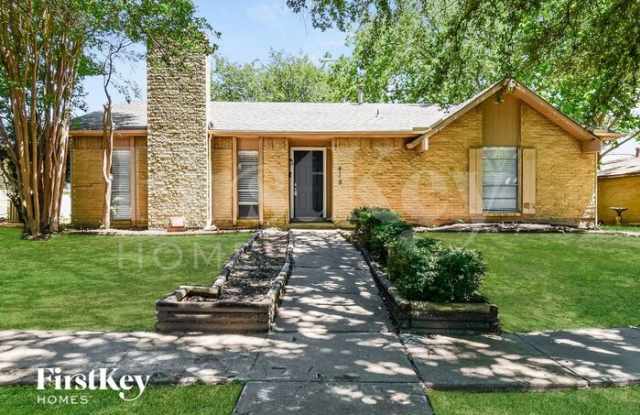 418 Thistle Drive - 418 Thistle Drive, Garland, TX 75043