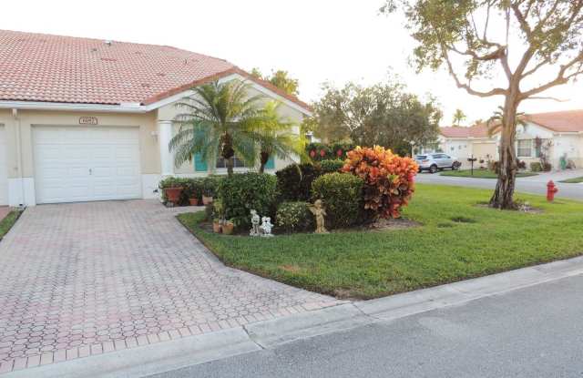 6182 Lake Hibiscus Drive Gallery 2