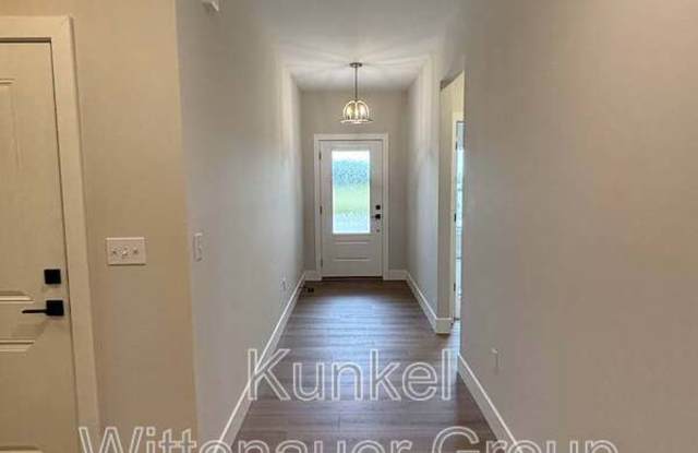 641 Ambrose Drive Gallery 4