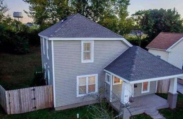 911 Dale Street - 911 Dale Street, Durham, NC 27701
