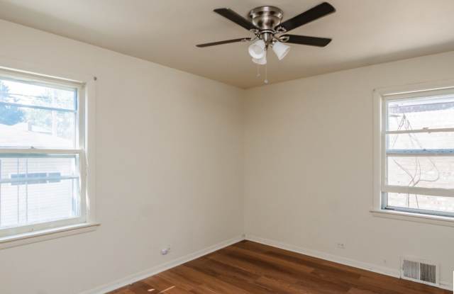 3719 W 81st Place Gallery 4