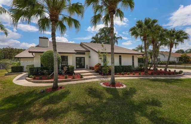 1300 NW 122 Ave photos photos
