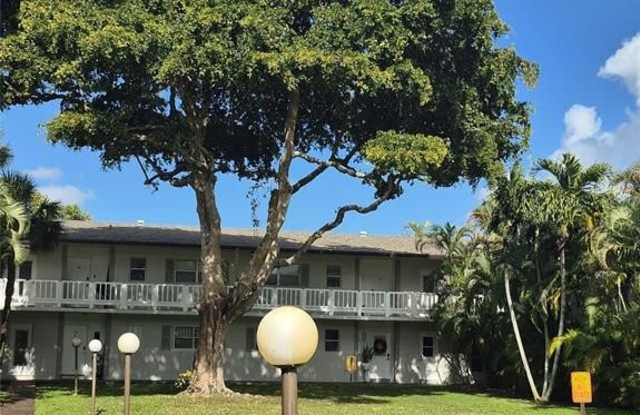 550 SE 2nd Ave photos photos