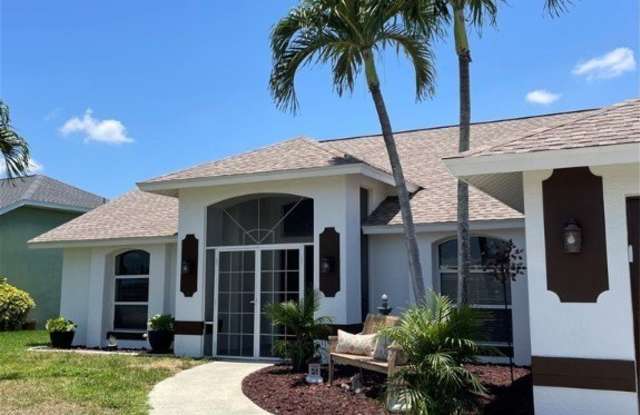 609 SW 43rd Lane - 609 Southwest 43rd Lane, Cape Coral, FL 33914