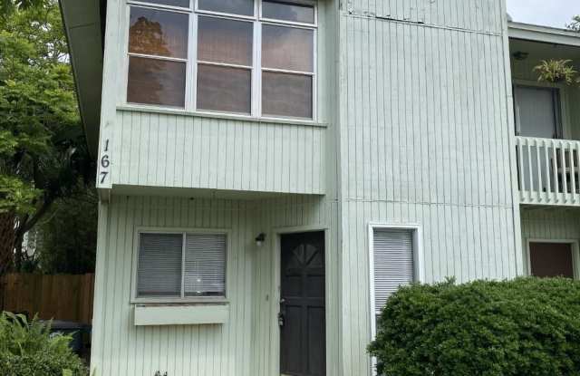 167 PINE ST - 167 Pine Street, Atlantic Beach, FL 32233