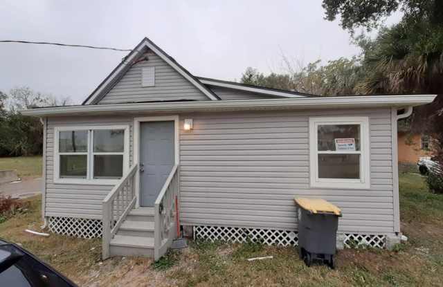 3004 Thelma Street - 3004 Thelma Street, Jacksonville, FL 32206 3004 Thelma Street - 3004 Thelma Street, Jacksonville, FL 32206