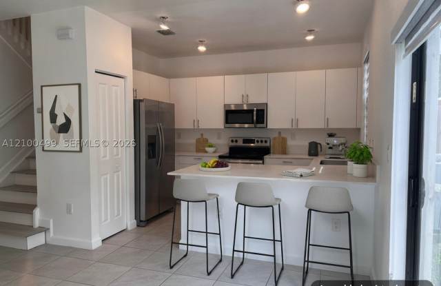 12978 SW 232nd Ter Gallery 1