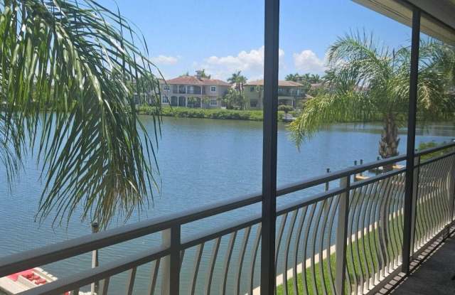 8822 BAY POINTE Drive Gallery 2