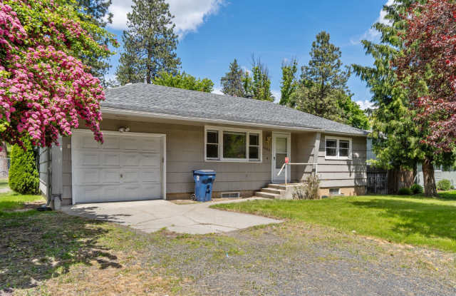 Single Family Home on Spokanes South Hill!! photos photos