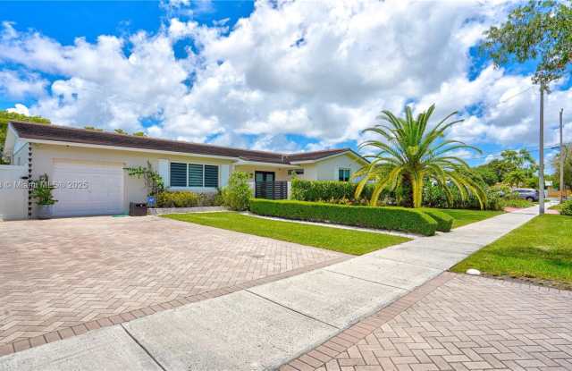 9573 SW 57th St photos photos